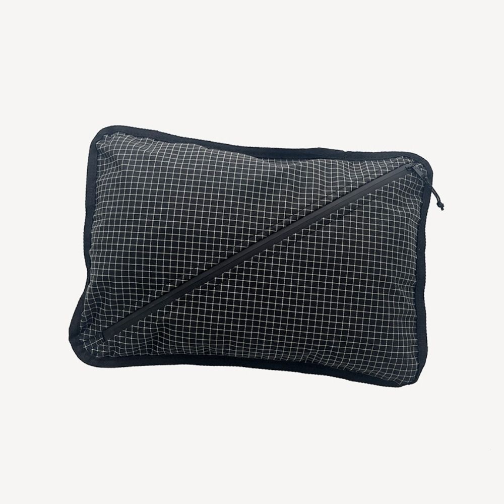 Duurzame 2-in-1 kussen-opbergt - Camp Pillow Compressible recensie en prijs